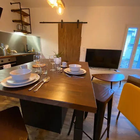 Appartement De Standing Au Coeur De Libourne Exterior photo